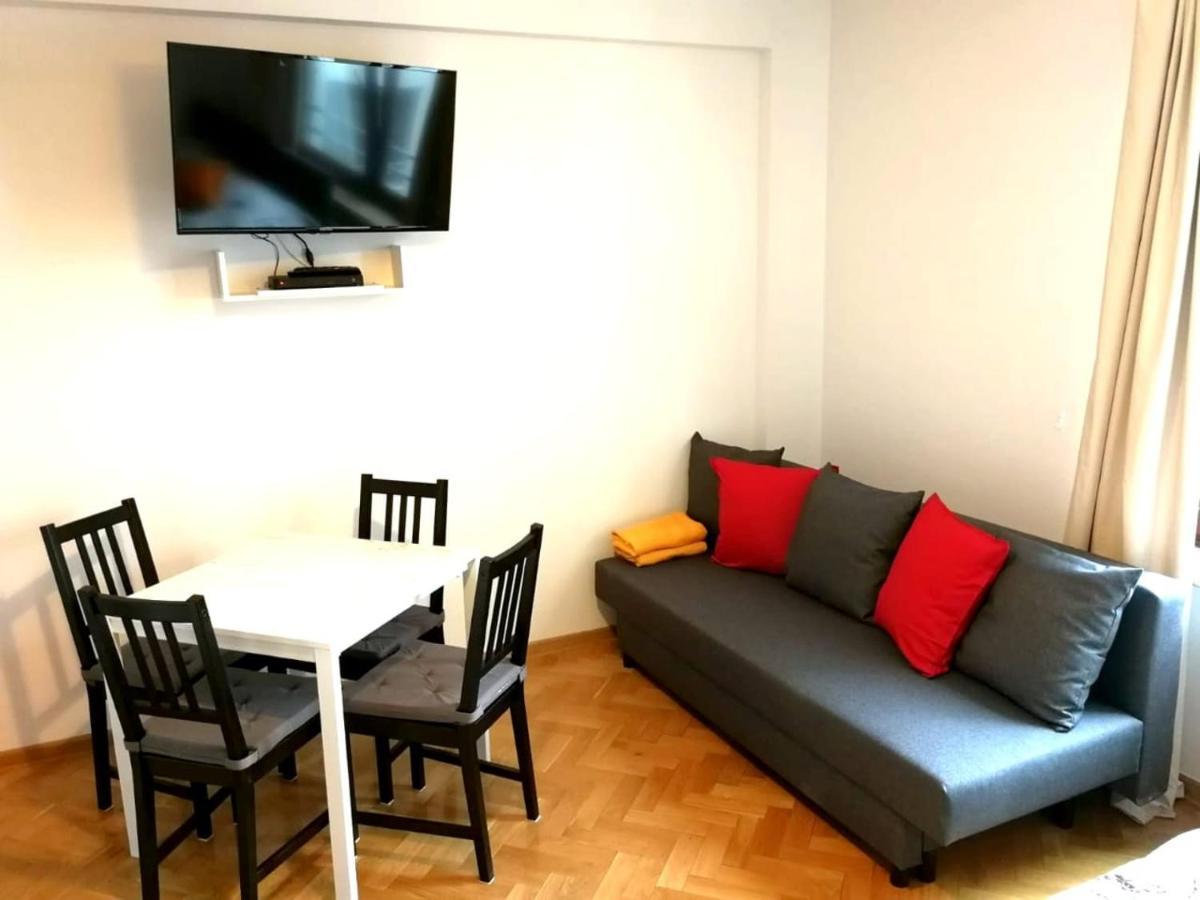 Center Warsaw - Apartmenty Jana Pawla II Luaran gambar